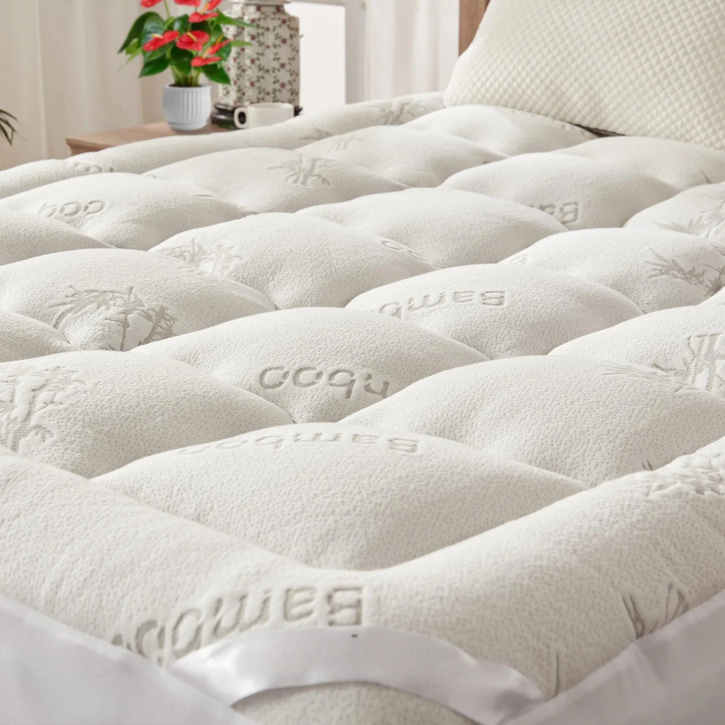 Bamboo Mattress Topper – Cooling Pillow Top Pad with Deep Pocket