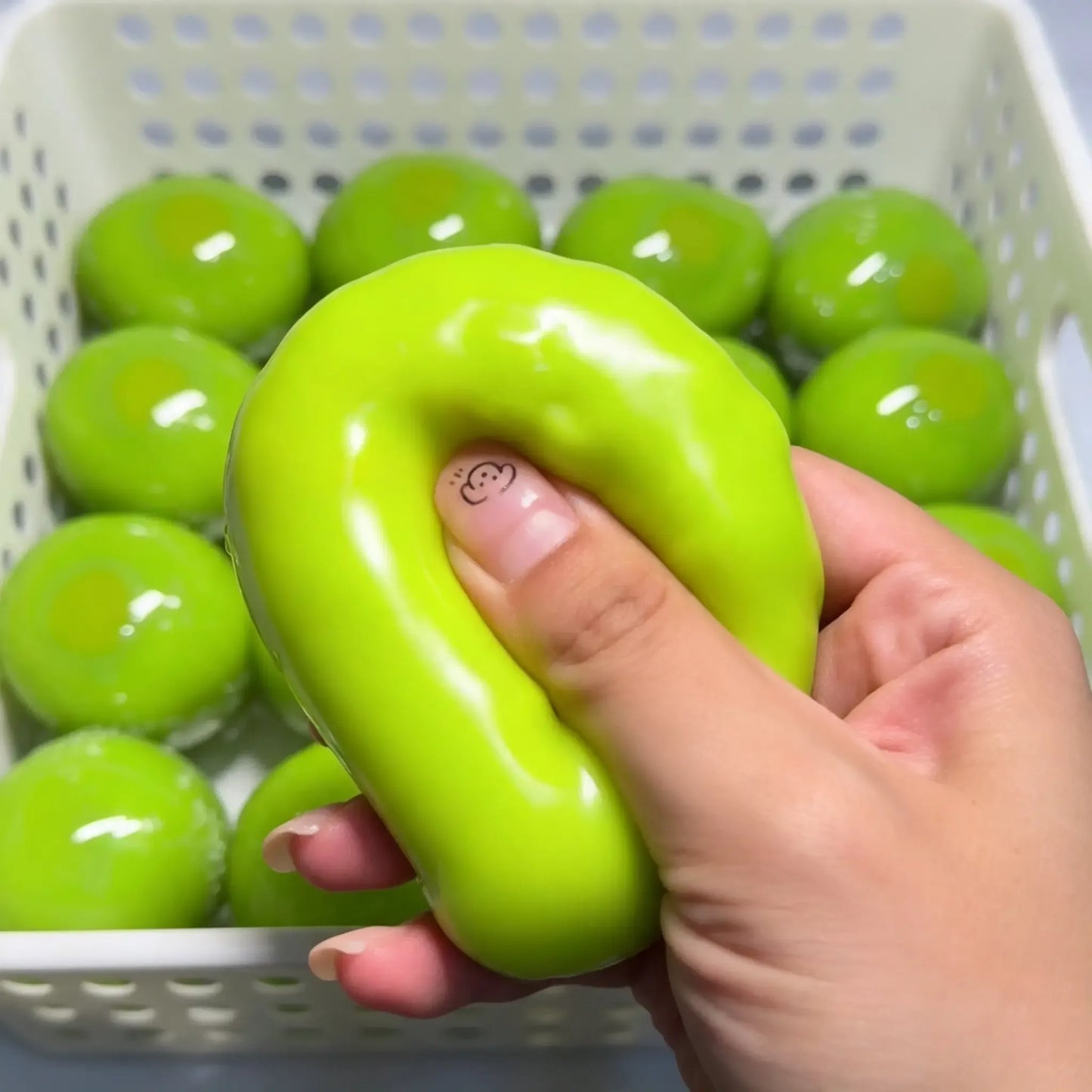 Handmade Viral Color Changing Mango Squishy, Crunchy ASMR Stress Ball (Green to Yellow),  Heat-Activated Bead Filled Fidget Toy